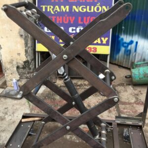 Hệ thống nâng hạ thủy lực sở hữu nhiều ưu điểm vượt trội, giúp tiết kiệm ngân sách đầu tư cho doanh nghiệp