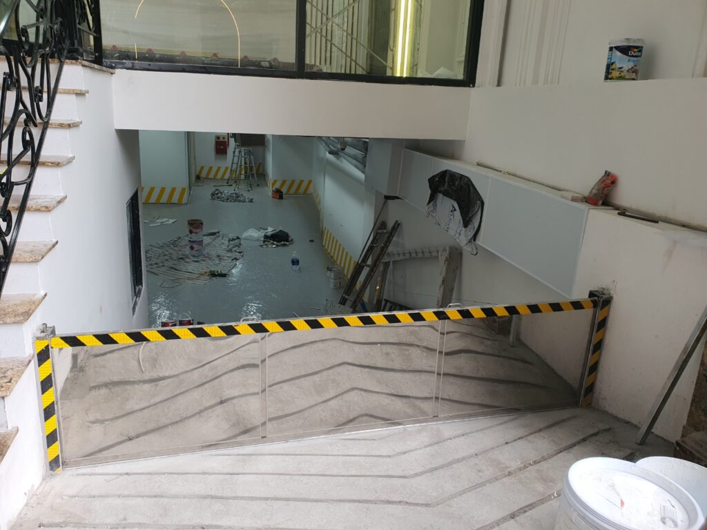 cửa chống ngập tháo lắp