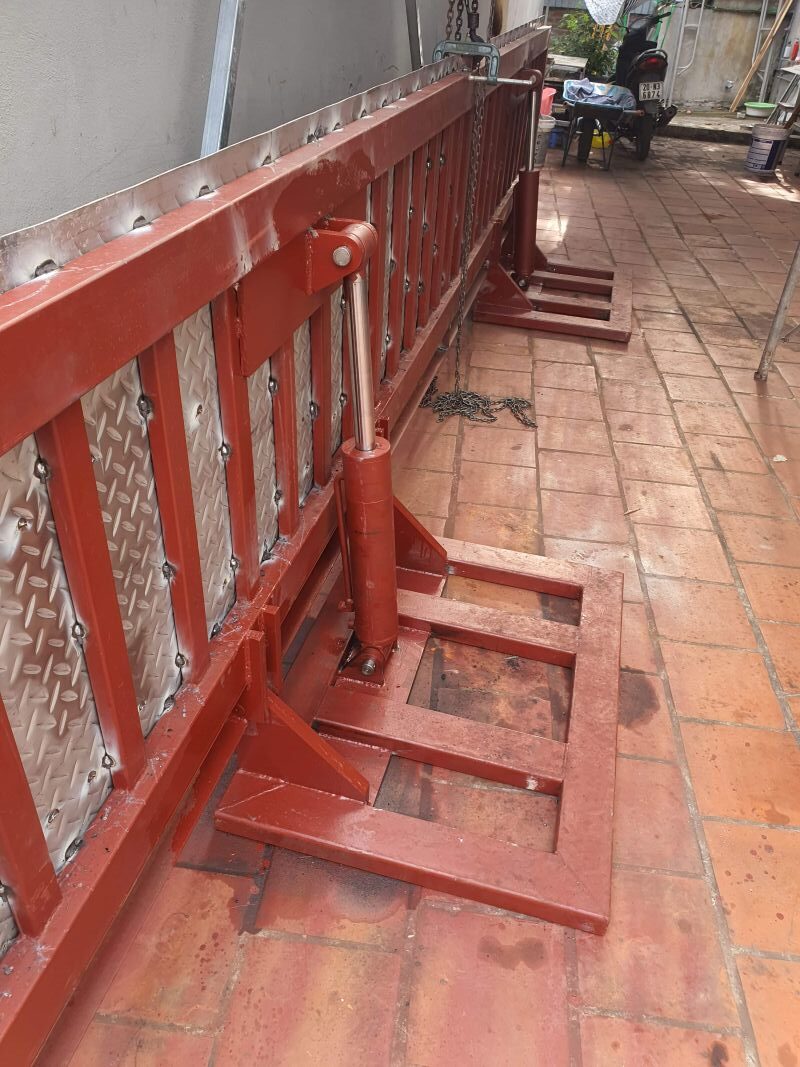 cửa chống ngập tự động tại quận Hai Bà Trưng