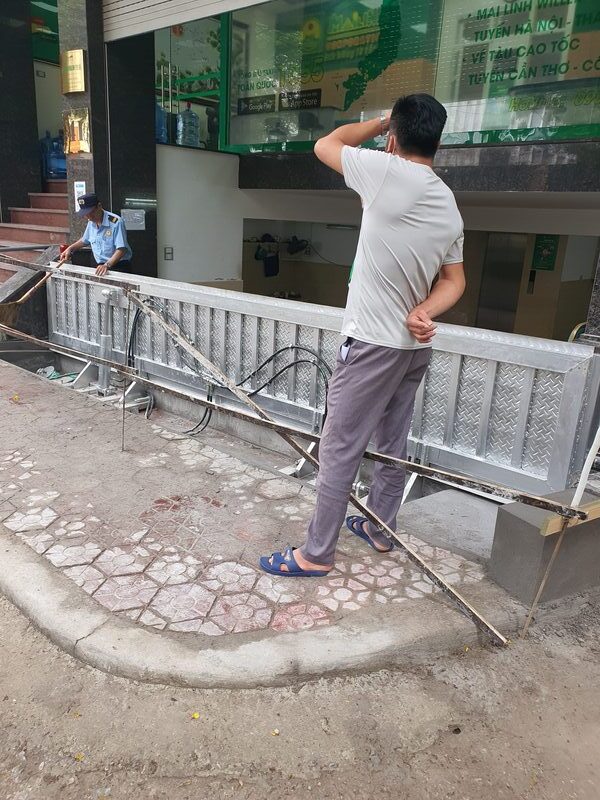 Cửa chống ngập tự động tại quận Hoàn Kiếm